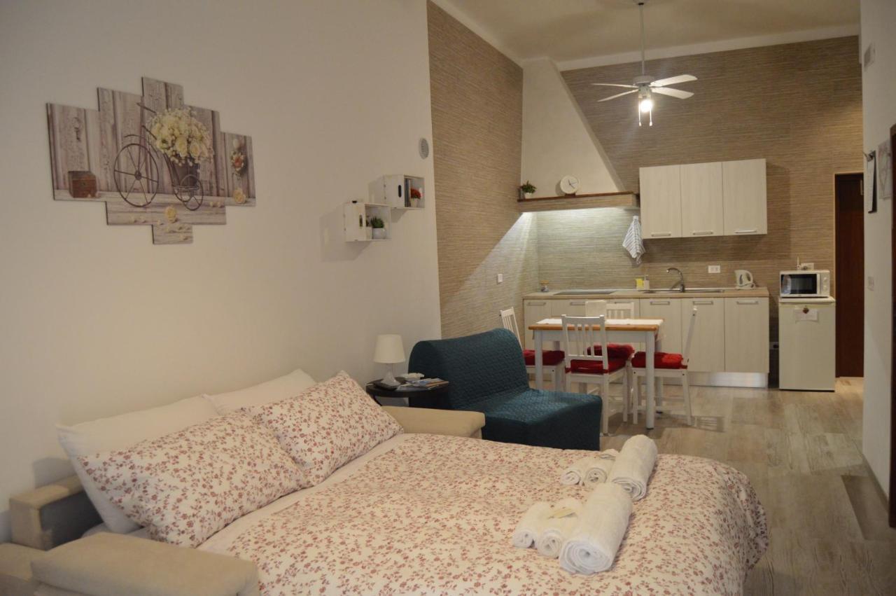 Souvenir D'Ete Bed and Breakfast Mola di Bari Εξωτερικό φωτογραφία